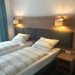Burghotel *