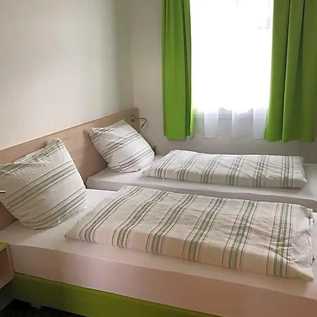 Burghotel Otel *