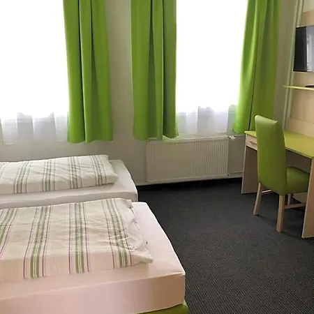 Burghotel *